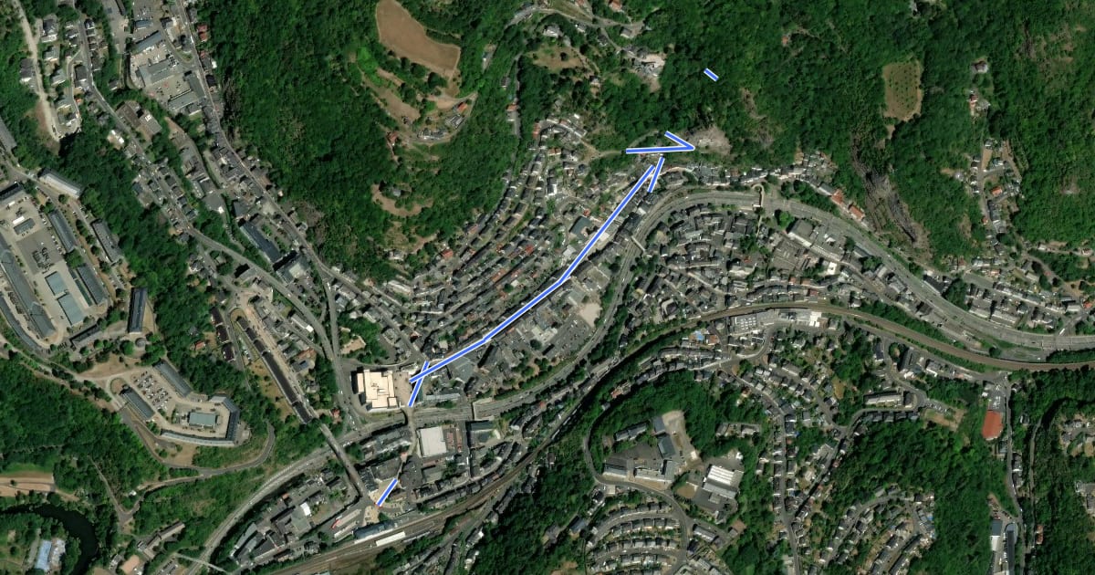 Маршрут Saar-Hunsrück-Steig Zuwegung (Idar-)Oberstein Bahnhof на спутниковом снимке