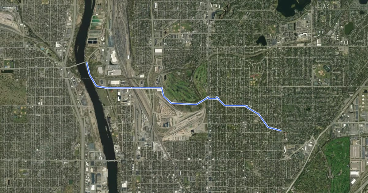 Маршрут Saint Anthony Parkway Regional Trail на спутниковом снимке