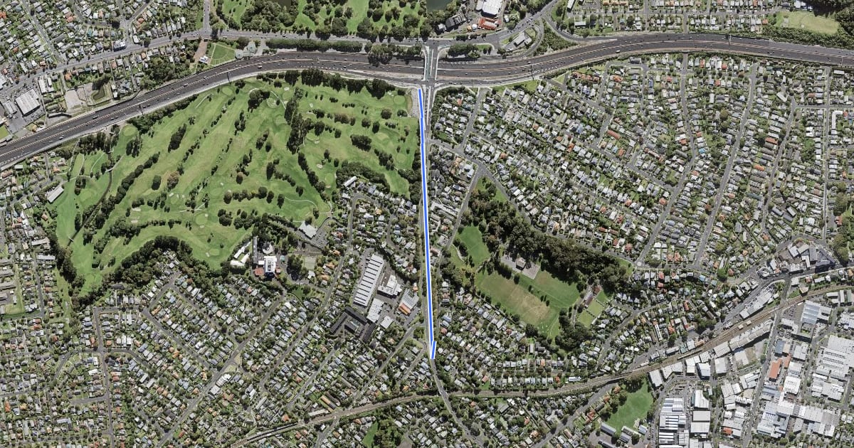 Маршрут Saint Lukes Road Cycleway на спутниковом снимке