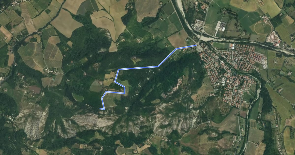Маршрут Salita al Monte Gennaro на спутниковом снимке