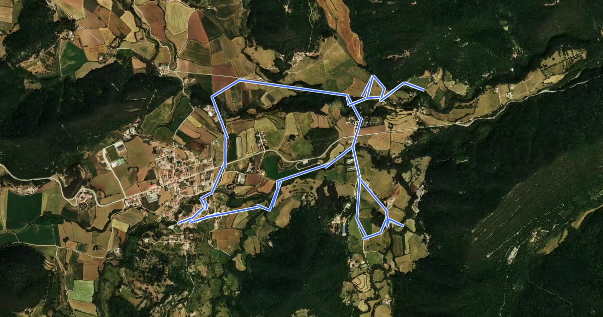 Маршрут Santa Pau, ruta dels gorgs на спутниковом снимке