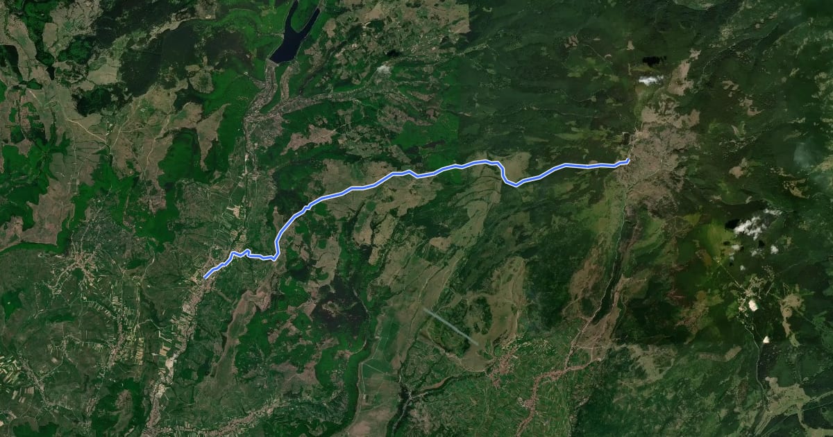 Маршрут sat Zetea - Dealul Fened - intersecție traseul CA на спутниковом снимке