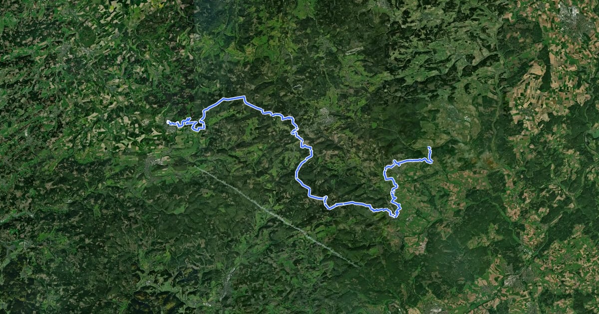 Маршрут Sauerland-Höhenflug (Teilstück Bad Fredeburg - Altastenberg - Hallenberg - Medelon) на спутниковом снимке