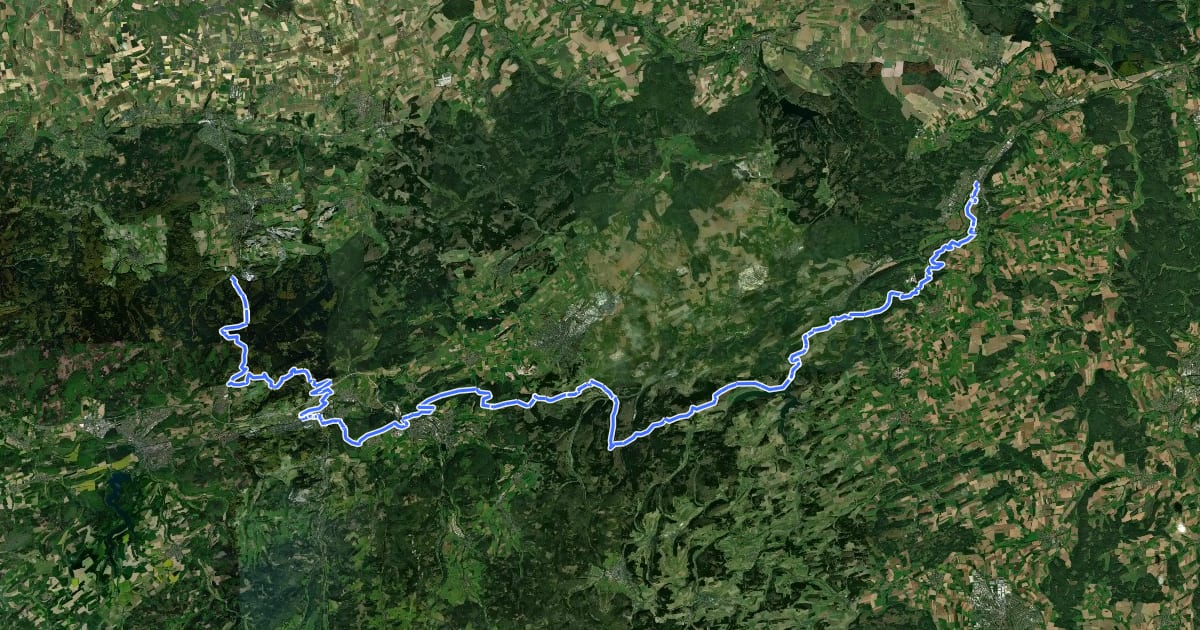 Маршрут Sauerland-Waldroute (Südroute Marsberg - Warstein) на спутниковом снимке