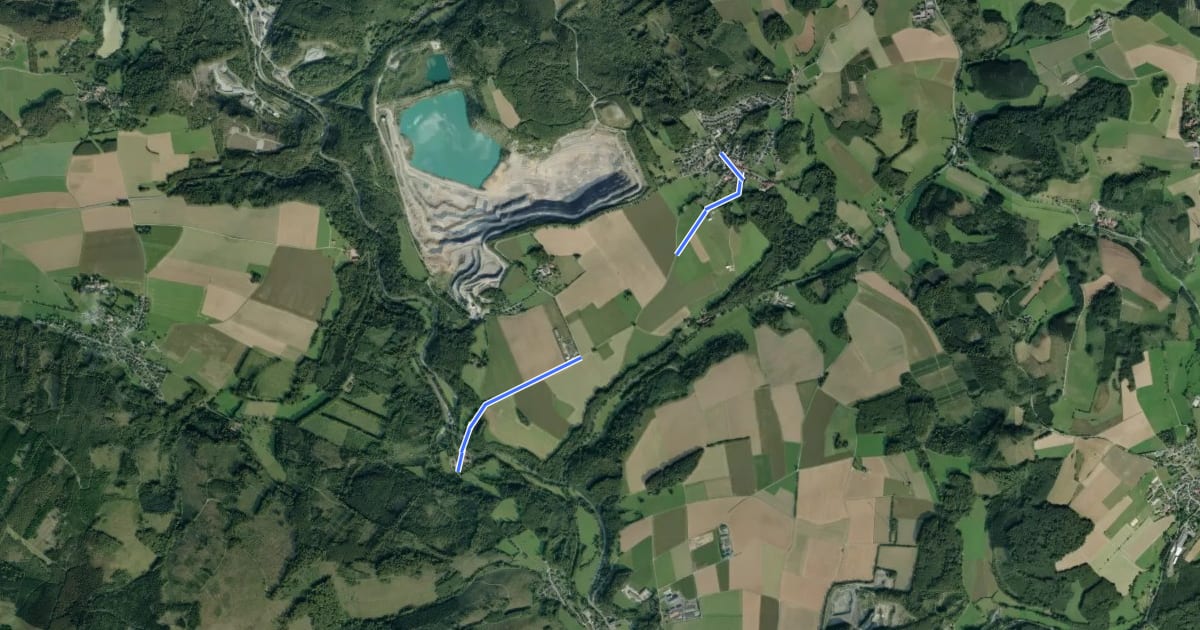 Маршрут Sauerland-Waldroute Zugang Balve на спутниковом снимке