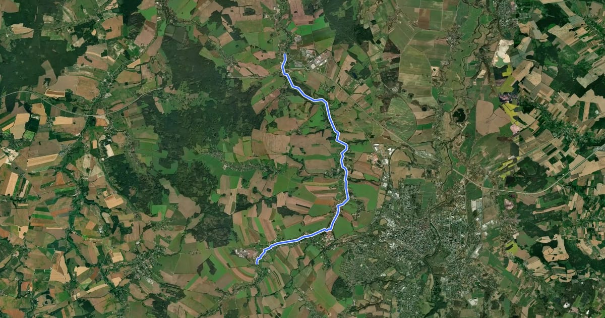 Маршрут Schöpstalwanderweg (grüner Strich) на спутниковом снимке