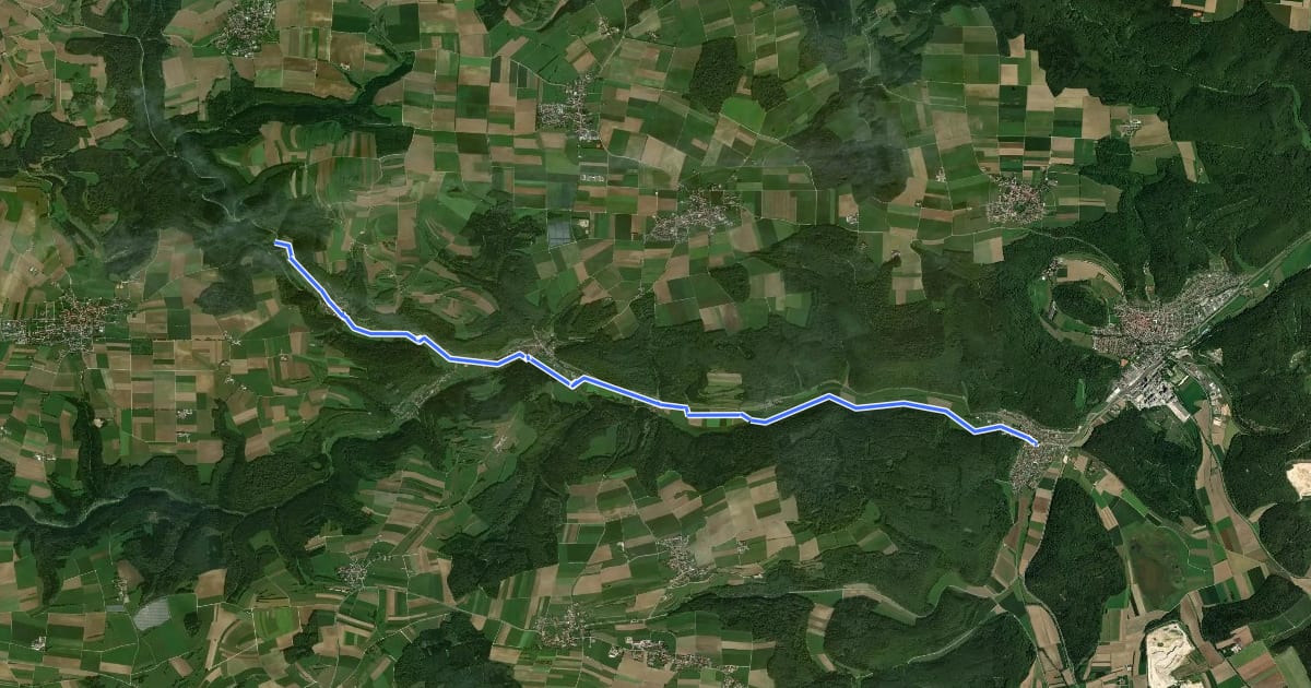 Маршрут Schmiechtal-Radwanderweg на спутниковом снимке