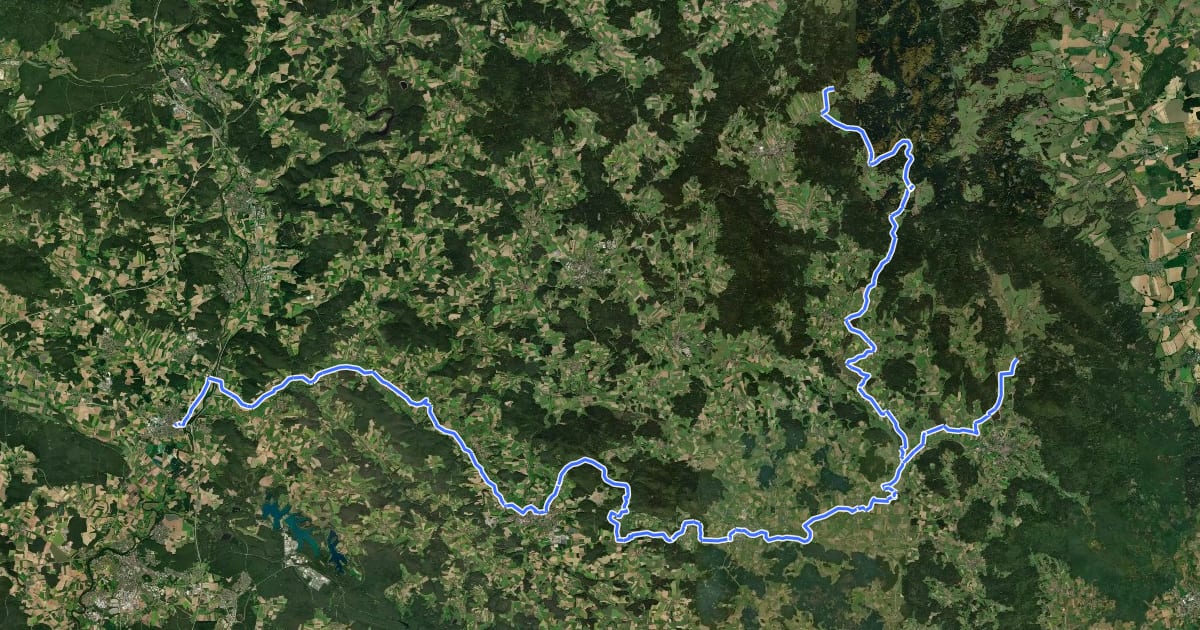 Маршрут Schwarzachtal-Radweg на спутниковом снимке