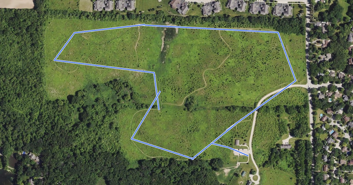 Маршрут Schweitzer Woods Forest Preserve hiking path на спутниковом снимке