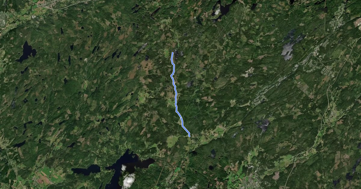 Маршрут Seglora Hunghults gamla kyrkväg на спутниковом снимке