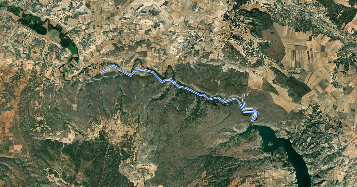 Маршрут Senda del Río на спутниковом снимке
