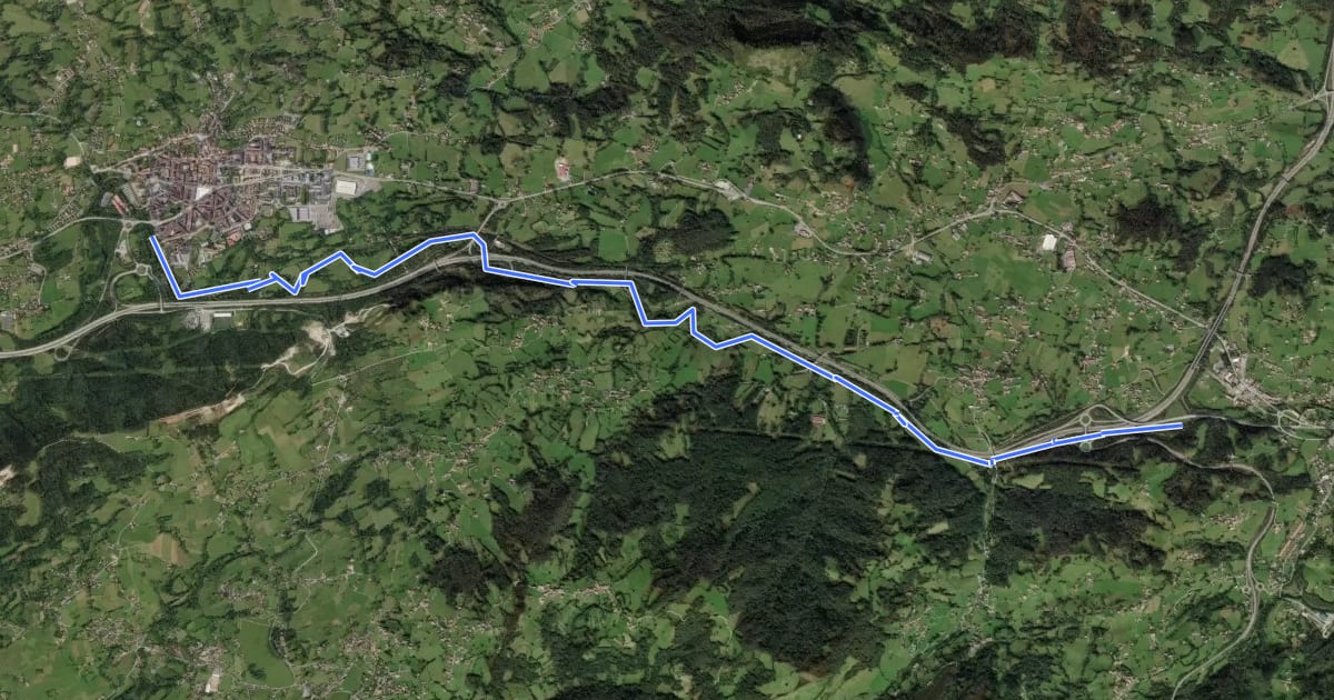 Маршрут Senda fluvial del Río Nora (peatonal) на спутниковом снимке