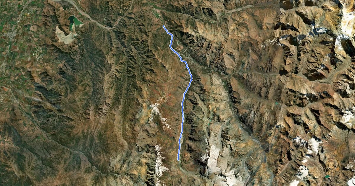 Маршрут Sendero de Chile: Tramo Río Cipreses на спутниковом снимке