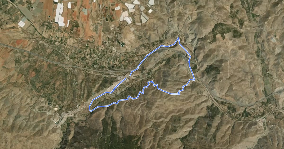 Маршрут Sendero de los Molinos y las Fuentes на спутниковом снимке