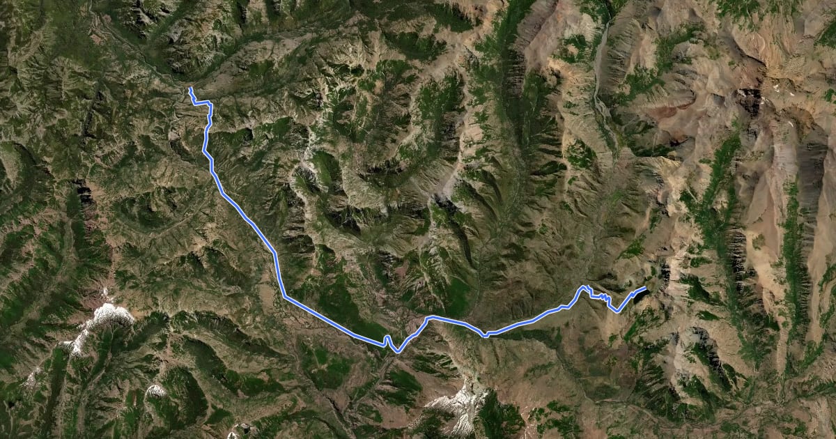 Маршрут Sendero Laguna El Lobo на спутниковом снимке