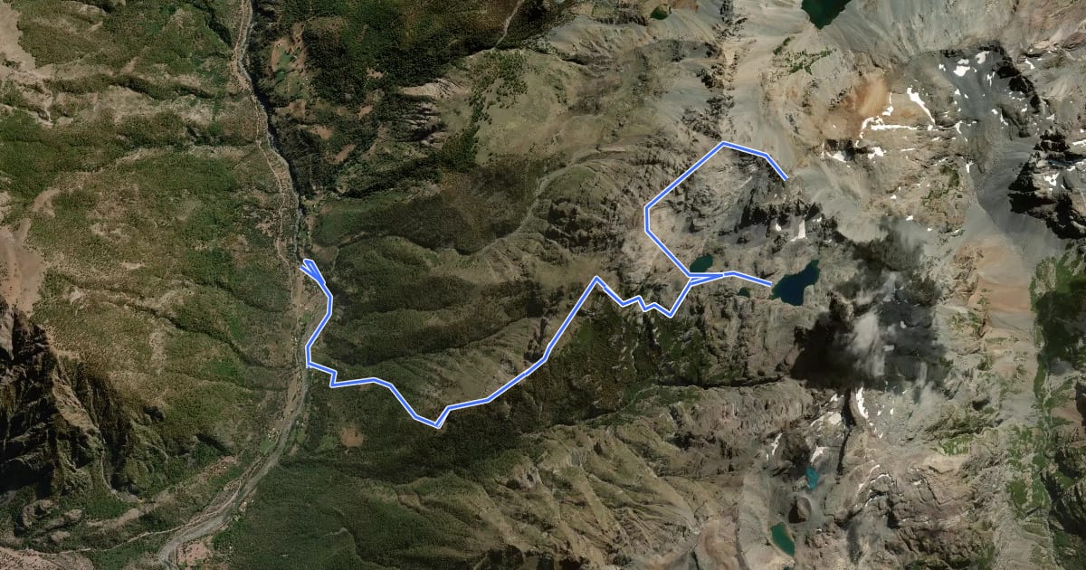 Маршрут Sendero Laguna La Pila на спутниковом снимке