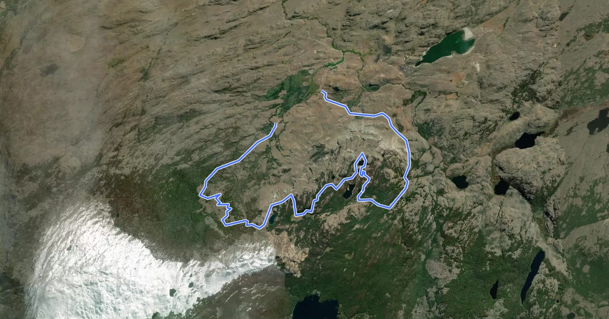 Маршрут Sendero Lagunas Altas на спутниковом снимке