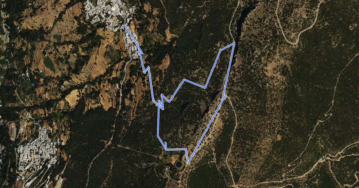 Маршрут Sendero Monte Pecho "La Tala" на спутниковом снимке
