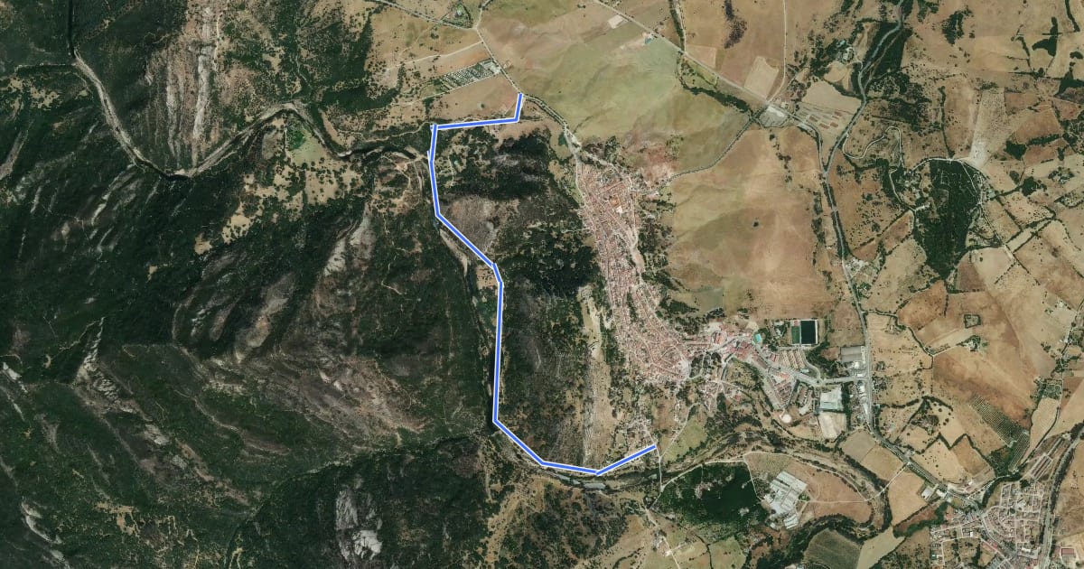 Маршрут Sendero Río Hozgarganta на спутниковом снимке