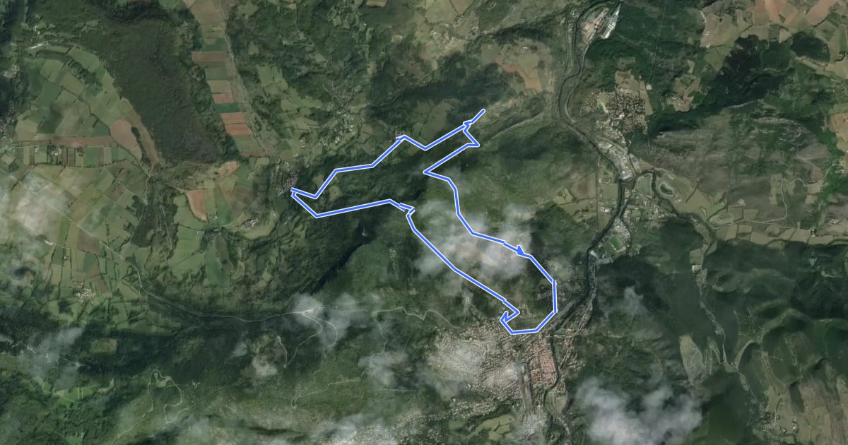 Маршрут Sentier Brenac-Lasserre-Gourgaoura на спутниковом снимке