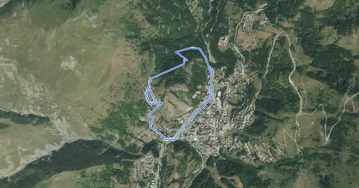 Маршрут Sentier éco-sylve de Poingt-Ravier на спутниковом снимке