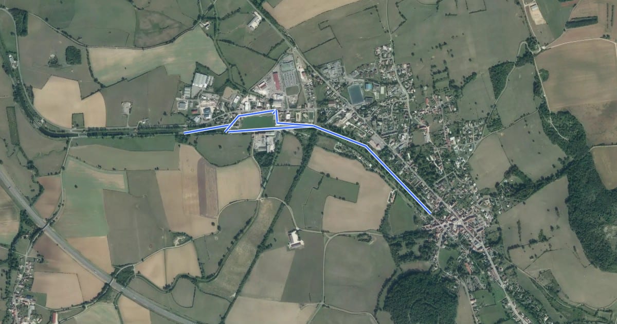 Маршрут Sentier créatif « Dessine-moi le canal de Bourgogne » на спутниковом снимке