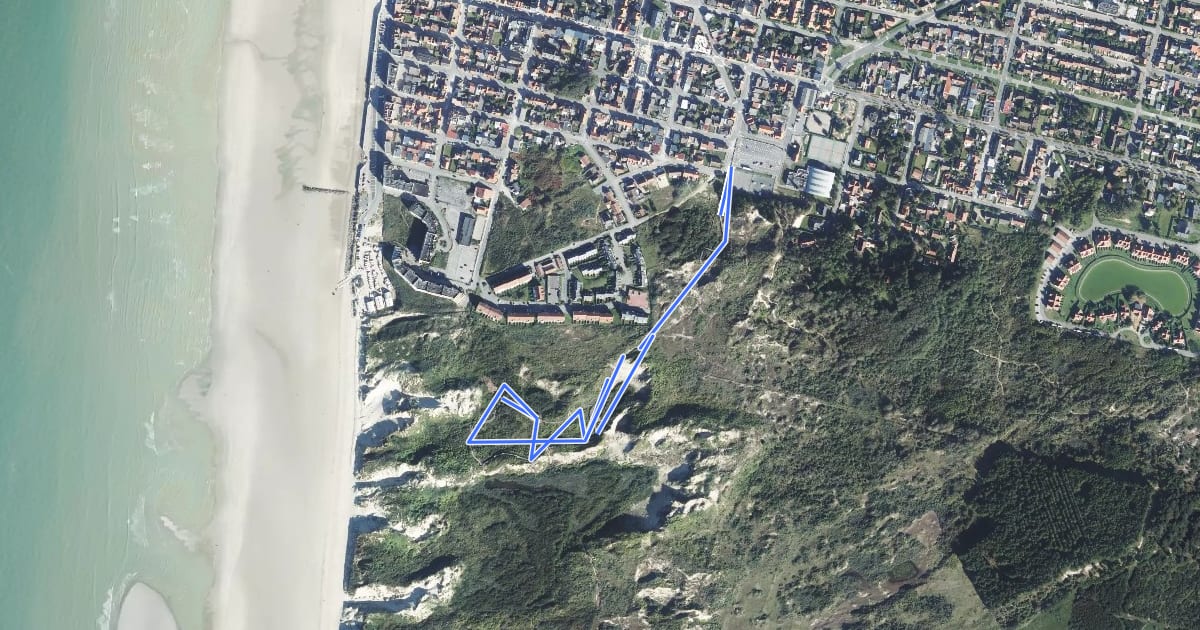 Маршрут Sentier Découverte de la Dune Parabolique на спутниковом снимке