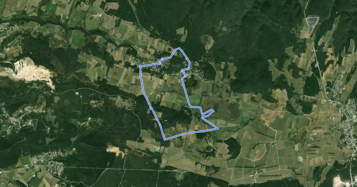 Маршрут Sentier de l'Étang de la Capelle-et-Masmolène на спутниковом снимке