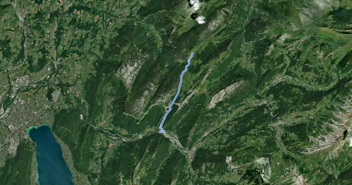 Маршрут Sentier de l'Ultimatum на спутниковом снимке