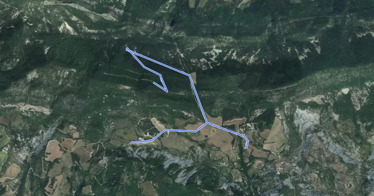 Маршрут Sentier de la biodiversité "Des Grandes Terres" на спутниковом снимке
