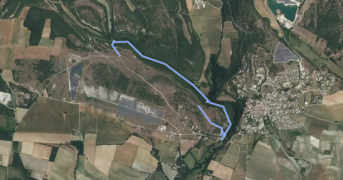 Маршрут Sentier de la Combe à la Bitarelle на спутниковом снимке