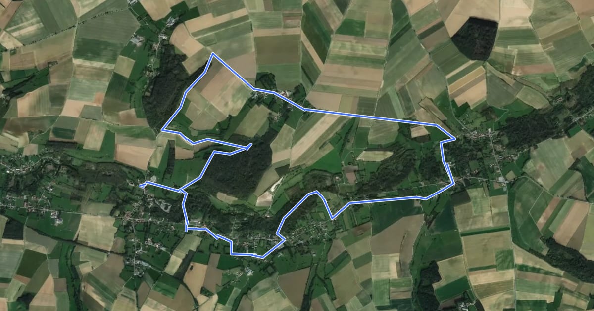 Маршрут Sentier de la Fontaine Bleue на спутниковом снимке