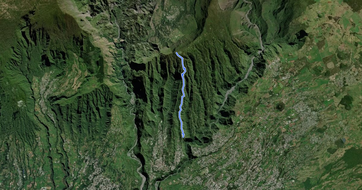 Маршрут Sentier de la Grande Jument на спутниковом снимке