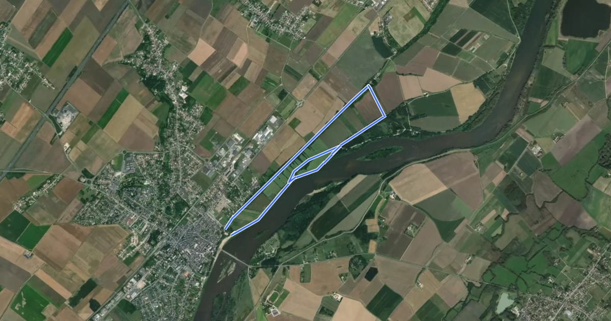 Маршрут Sentier de la petite Mauve на спутниковом снимке