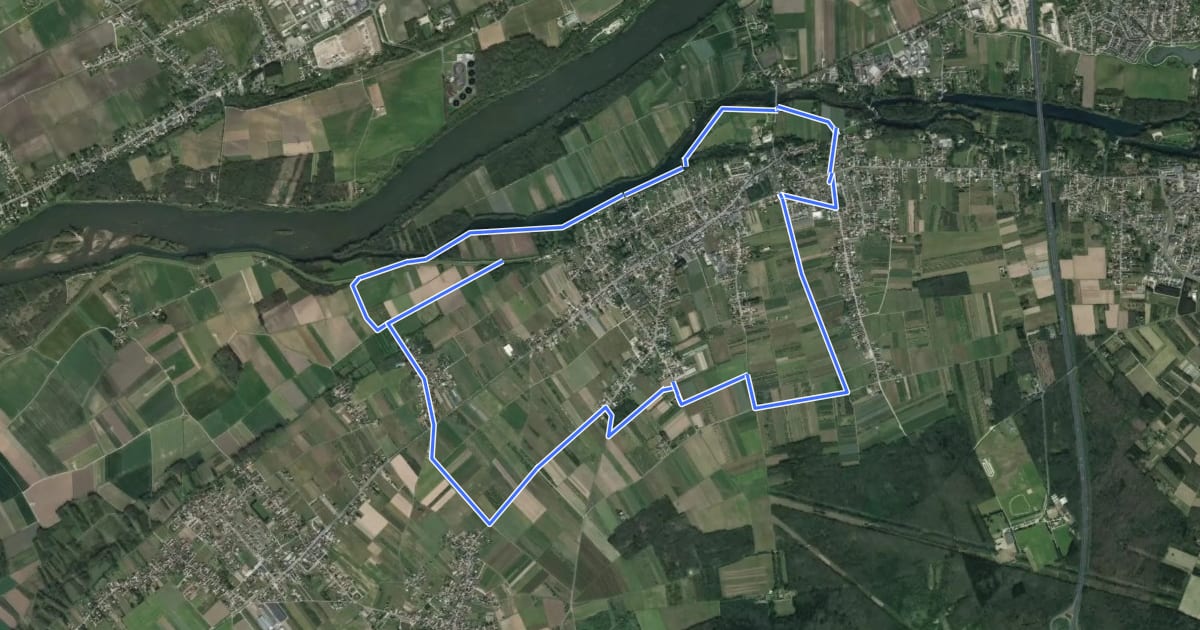 Маршрут sentier de la Pie Saint-Hilaire-Saint-Mesmin на спутниковом снимке