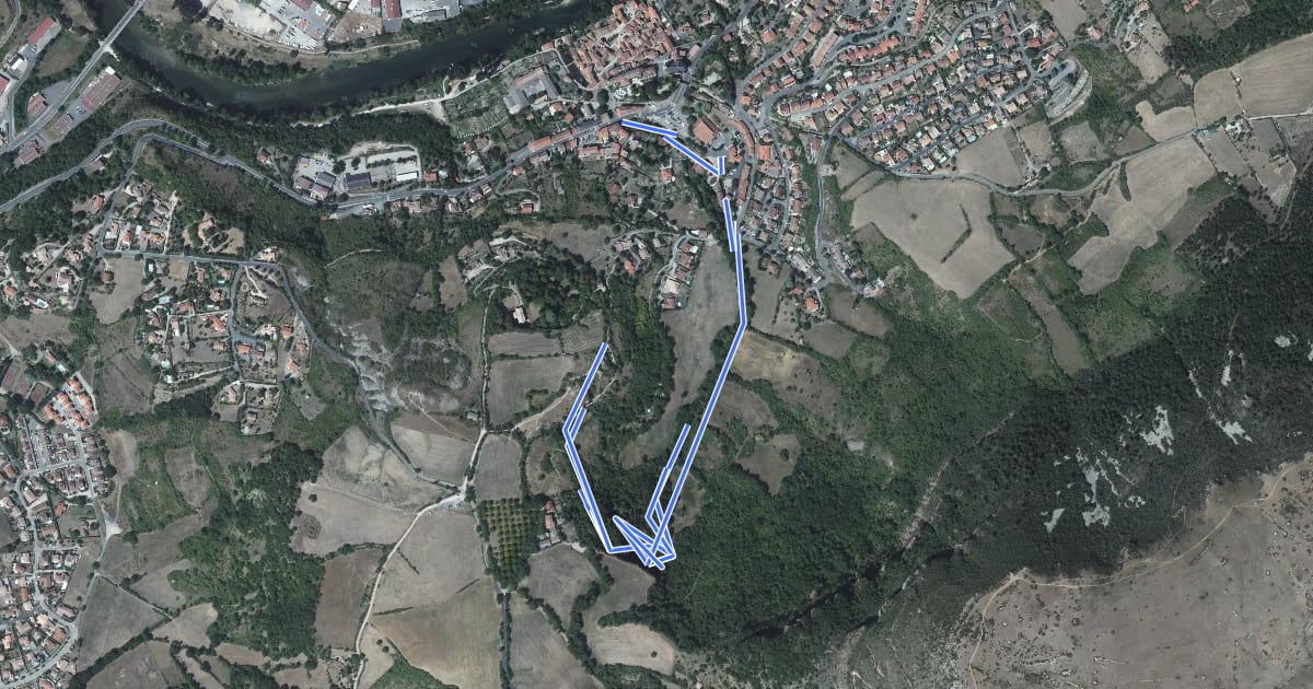 Маршрут Sentier des Cascades на спутниковом снимке