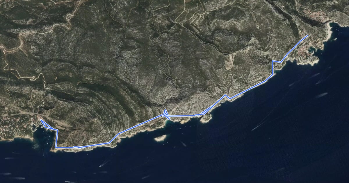 Маршрут Sentier des Douaniers на спутниковом снимке