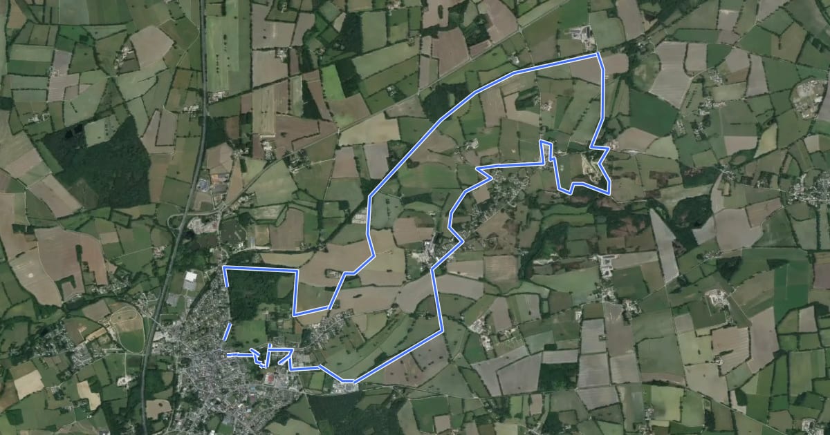 Маршрут Sentier des manoirs на спутниковом снимке