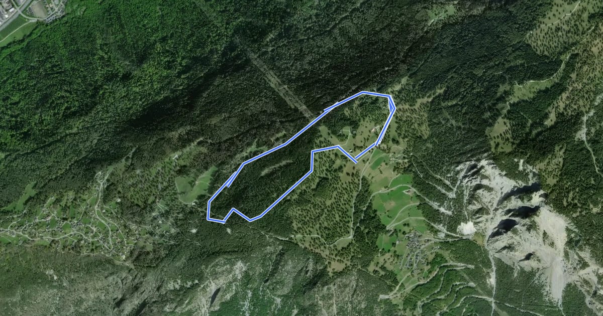 Маршрут Sentier des mines на спутниковом снимке