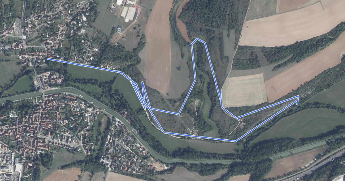Маршрут Sentier des Roches d'Orgères на спутниковом снимке