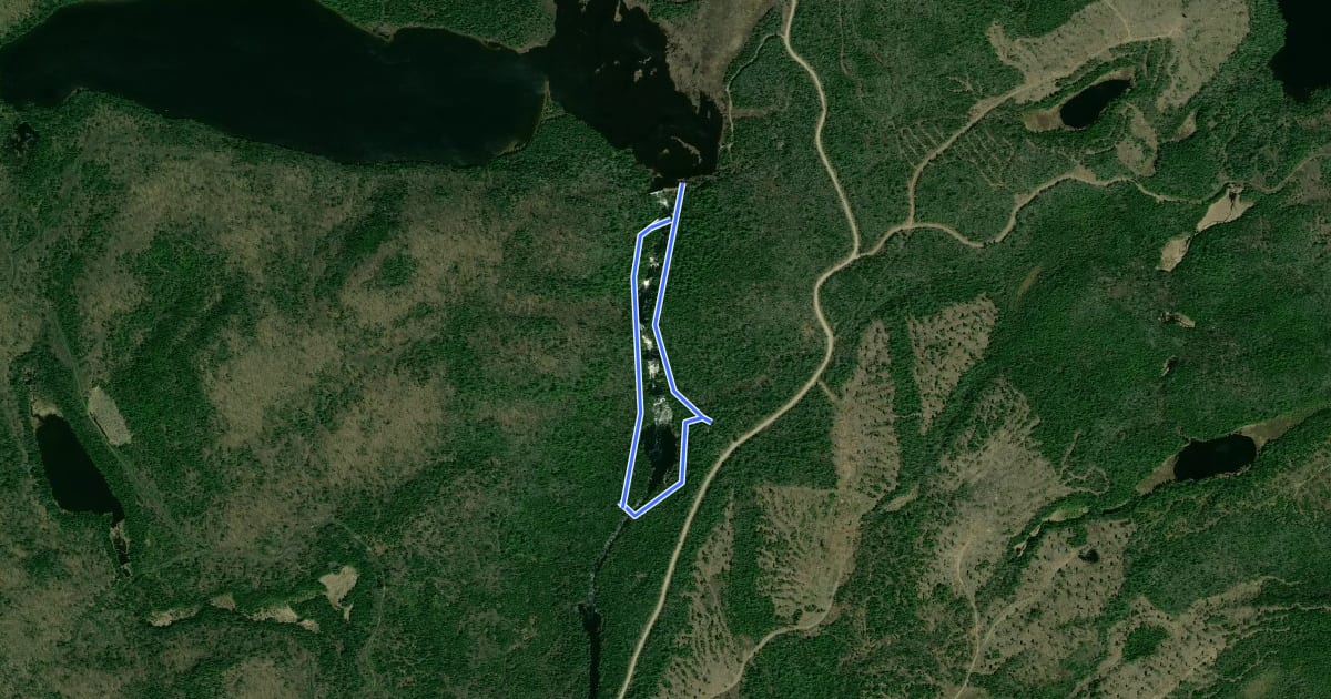 Маршрут Sentier des Six-Chutes на спутниковом снимке