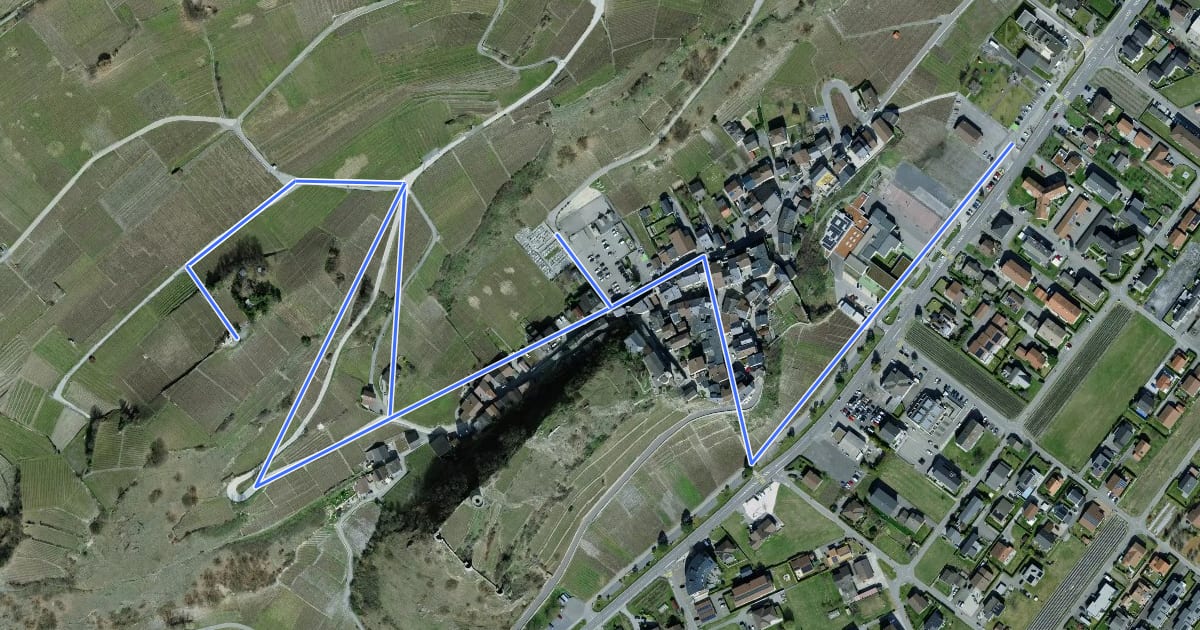 Маршрут Sentier des vitreaux на спутниковом снимке