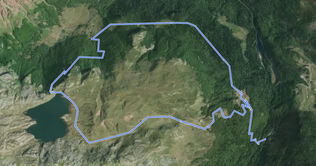 Маршрут Sentier du Lac d'Estaëns на спутниковом снимке