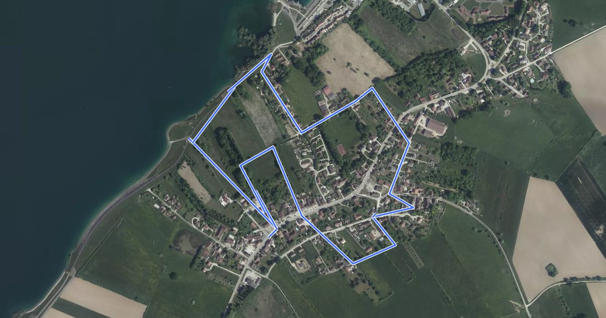 Маршрут Sentier du Lapin Blanc на спутниковом снимке