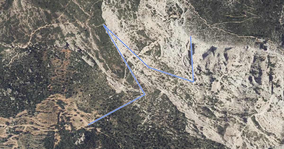 Маршрут Sentier du pas de la Savonette на спутниковом снимке
