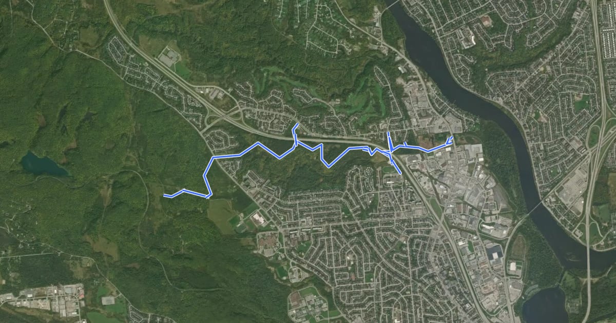 Маршрут Sentier du Ruisseau-Leamy на спутниковом снимке