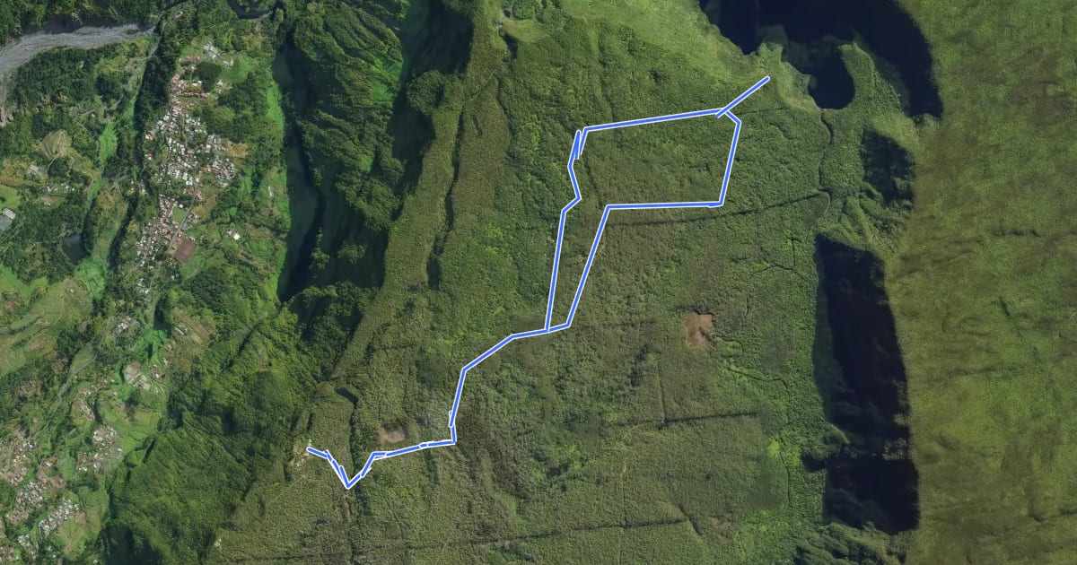 Маршрут Sentier du Trou de Fer на спутниковом снимке