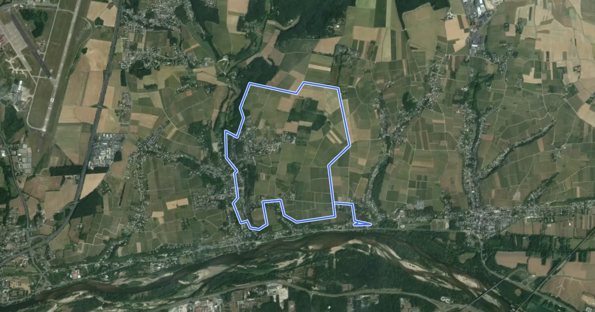 Маршрут Sentier entre Loire et Vignes - Rochecorbon на спутниковом снимке