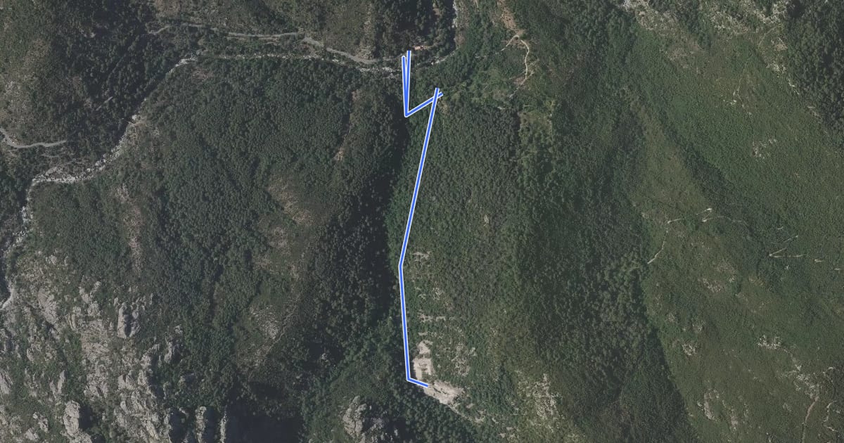 Маршрут Sentier historique de la mine de la Finosa на спутниковом снимке