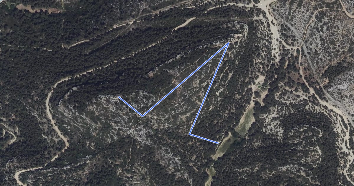 Маршрут Sentier Pierre Tchernia на спутниковом снимке